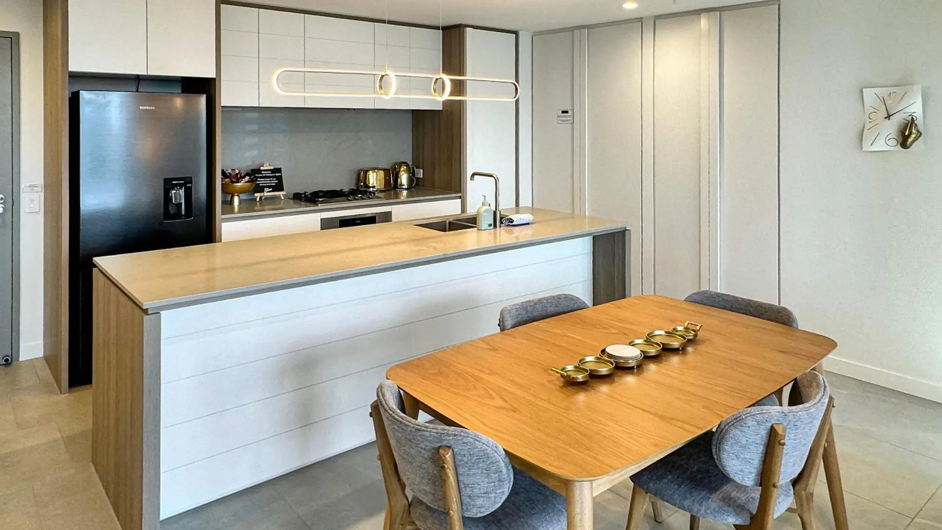 Apartment Signature Luxury 12 Floor 2Br Parking Ocean Views Gold Coast